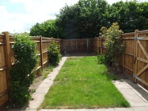 Photo4- click for photo gallery